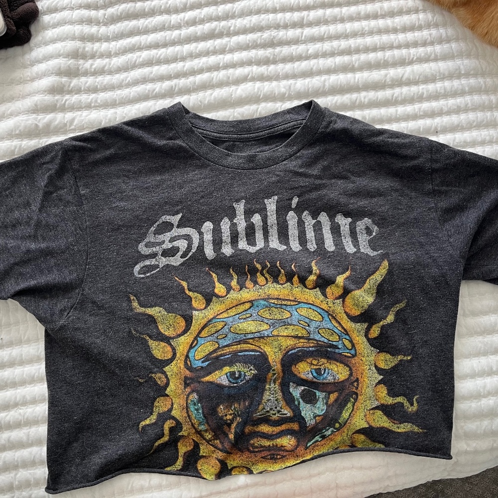 Sublime cropped graphic tee